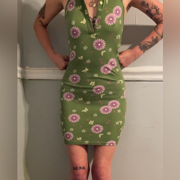 J is for Justify size small dress - Picture 3 of 3